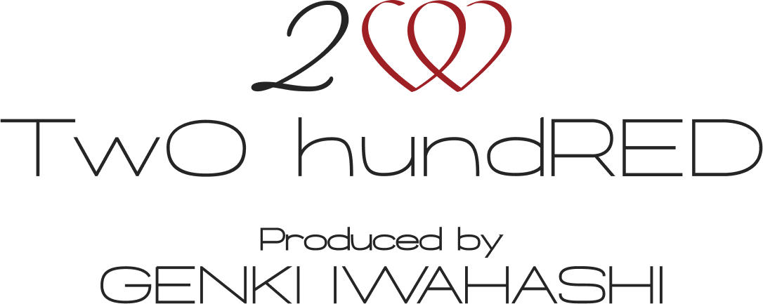 TWO HUNDREDロゴ