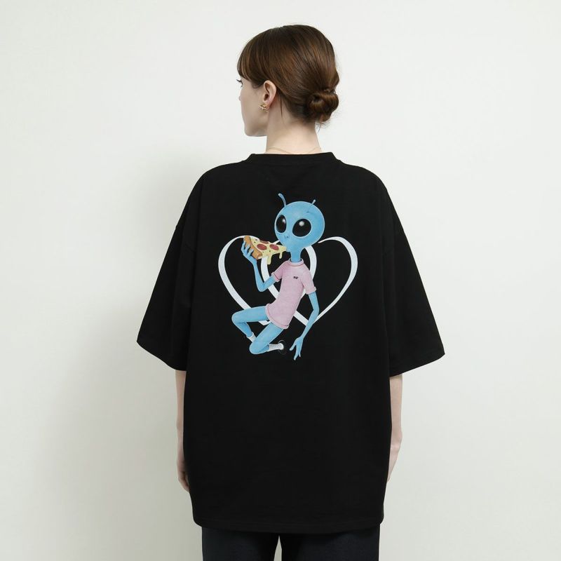 Pizzalien T-Shirt（Black） | TwO hundRED