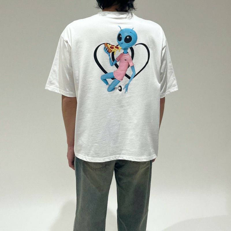 Pizzalien Tシャツ (ホワイト) M TwOhundRED 岩橋玄樹 Pizzalien Tシャツ (ホワイト) M TwOhundRED 岩橋玄樹の通販 by